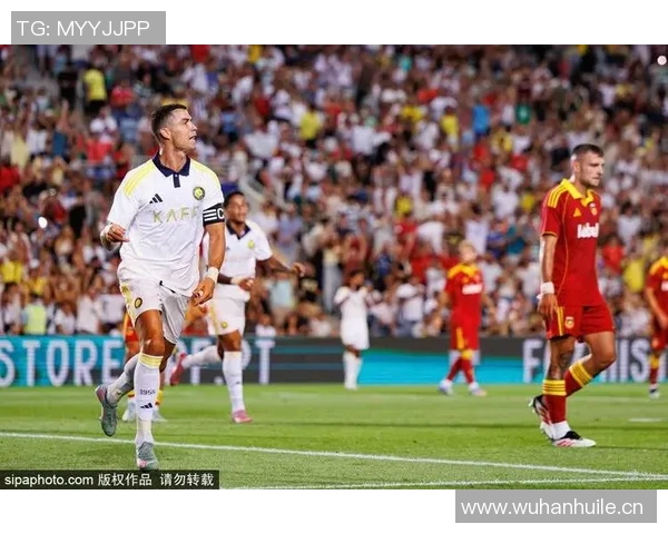 以进球为核心探讨足球比赛中的关键时刻与战术运用 以进球为核心探讨足球比赛中的关键时刻与战术运用